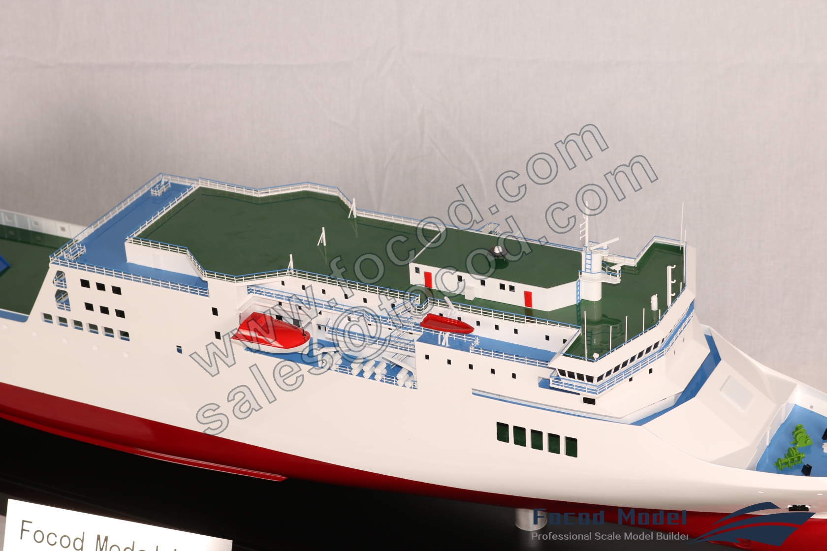 customized model of 186.5m RO-RO ship